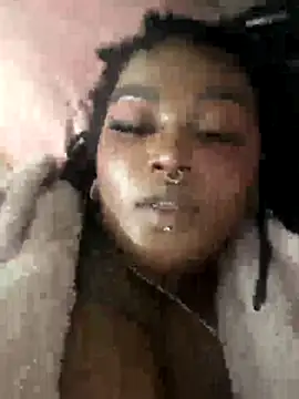 Anaa Fuentess online show from 12.21.25