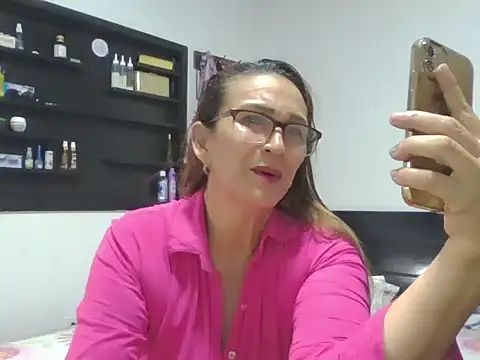 MiaVega online show from 10.01.25