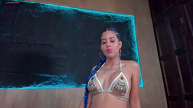 ScarlettSinclaiir online show from 09.18.25