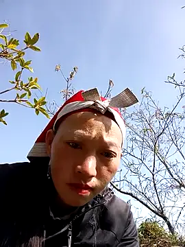 tcm-cute online show from 10.30.25