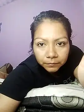 Snapshot of Alexxxia69 chatting on 09.19.25 Alexxxia69 online show from 09.19.25