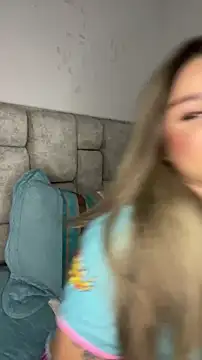 AnnyLopezzz  online show from 11.21.25