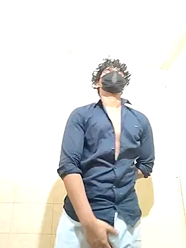 Snapshot of Goodmens5 chatting on 09.25.25 Goodmens5 online show from 09.25.25