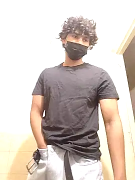 Snapshot of Goodmens5 chatting on 10.11.25 Goodmens5 online show from 10.11.25