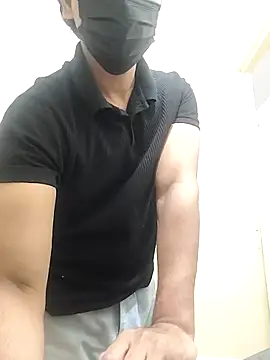 Snapshot of Goodmens5 chatting on 10.27.25 Goodmens5 online show from 10.27.25