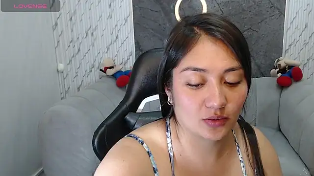 Ivony18 b online show from 12.14.25