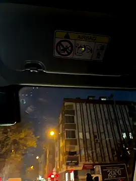 Snapshot of valori chatting on 11.27.25 valori online show from 11.27.25