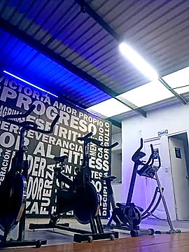 Sol Sunny online show from 02.04.26