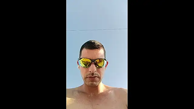 Greek crazy couple online show from 10.10.25