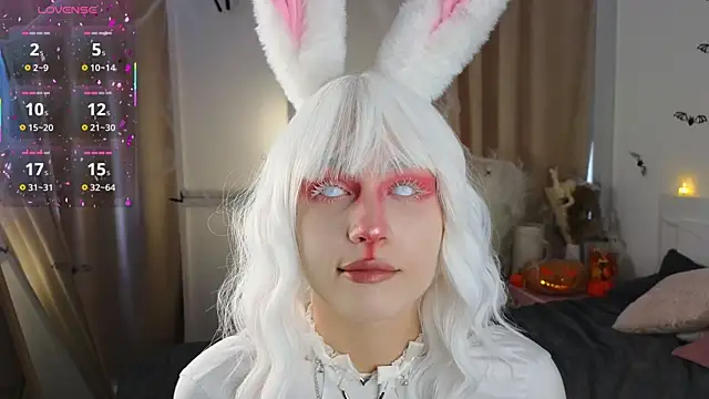 Moonlight1Sonata1 online show from 10.24.25