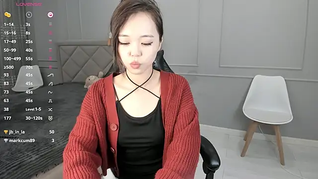 Yunleah online show from 10.07.25