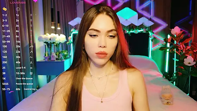 MimiFors online show from 09.08.25