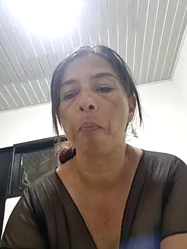 Snapshot of maleja23 chatting on 09.27.25 maleja23 online show from 09.27.25