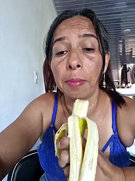 Snapshot of maleja23 chatting on 10.08.25 maleja23 online show from 10.08.25