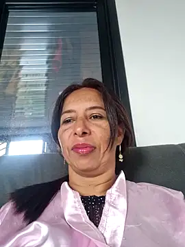 Snapshot of maleja23 chatting on 10.15.25 maleja23 online show from 10.15.25