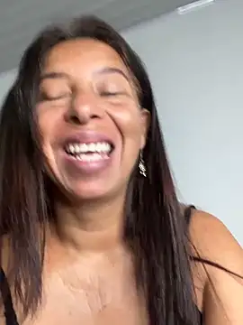 Snapshot of maleja23 chatting on 11.06.25 maleja23 online show from 11.06.25