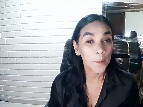 MiiaVelasquez online show from 11.03.25