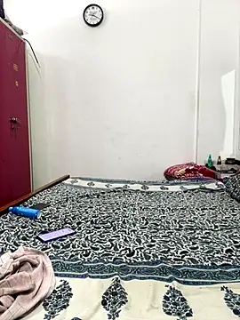 Snapshot of jully-jully chatting on 09.30.25 jully-jully online show from 09.30.25