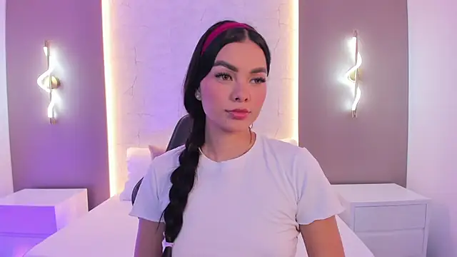 emily tolson online show from 02.17.26