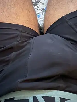 Snapshot of Honeyxoxx chatting on 10.04.25 Honeyxoxx online show from 10.04.25