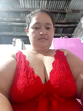 Snapshot of Sexyy-BBW chatting on 10.16.25 Sexyy-BBW online show from 10.16.25