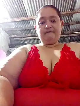 Snapshot of Sexyy-BBW chatting on 10.19.25 Sexyy-BBW online show from 10.19.25