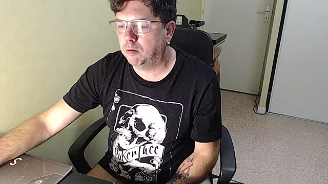 blueandwhite1 online show from 11.24.25