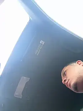 Snapshot of YadielPublic chatting on 03.04.26 YadielPublic online show from 03.04.26