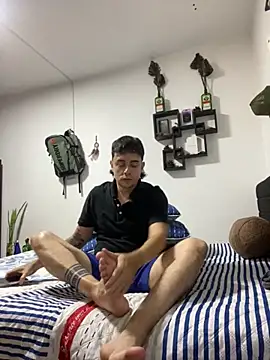 Snapshot of Jaguer2213 chatting on 11.03.25 Jaguer2213 online show from 11.03.25