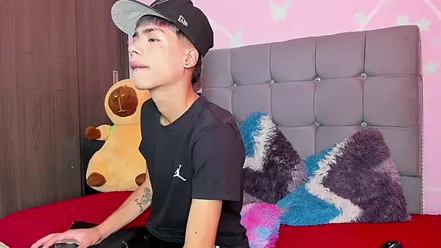 Snapshot of Playboy_Andersex chatting on 09.12.25 Playboy Andersex online show from 09.12.25