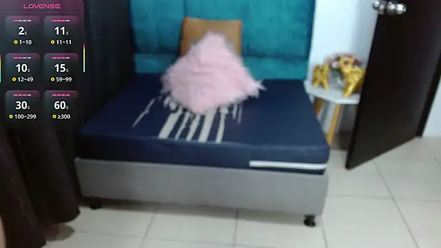 Sara f W online show from 01.12.26