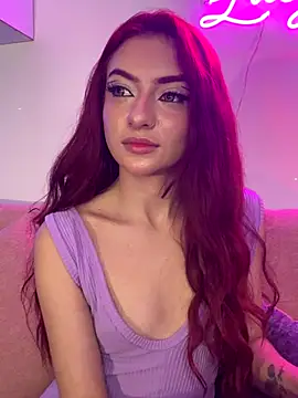 LucyGray online show from 10.04.25