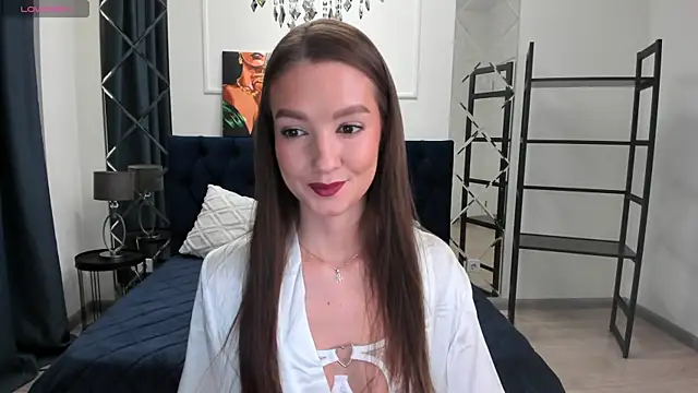 LoraSunnyy online show from 11.08.25