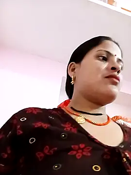 Snapshot of Sexi_savitri chatting on 10.25.25 Sexi savitri online show from 10.25.25