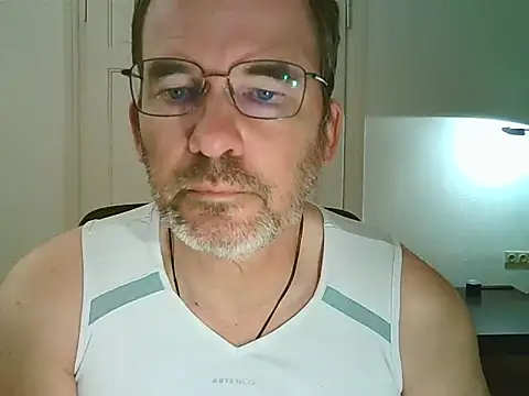 Snapshot of stallionrider88 chatting on 04.18.26 stallionrider88 online show from 04.18.26