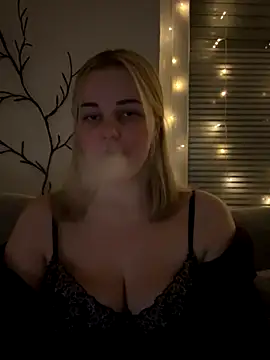 ItsLxsa online show from 11.29.25