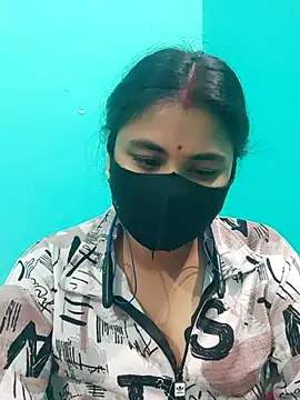 DivyaBhabhi69xh online show from 04.04.26