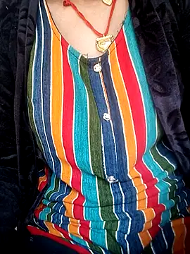 Snapshot of Hot_tin74 chatting on 11.01.25 Hot tin74 online show from 11.01.25