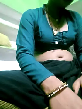 Hot tin74 online show from 04.18.26