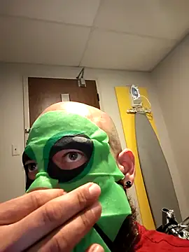 Snapshot of playboykiller chatting on 03.16.26 playboykiller online show from 03.16.26