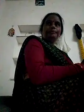 Suhani hot12 online show from 09.24.25