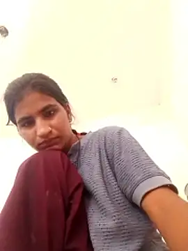 Suhani hot12 online show from 05.27.26