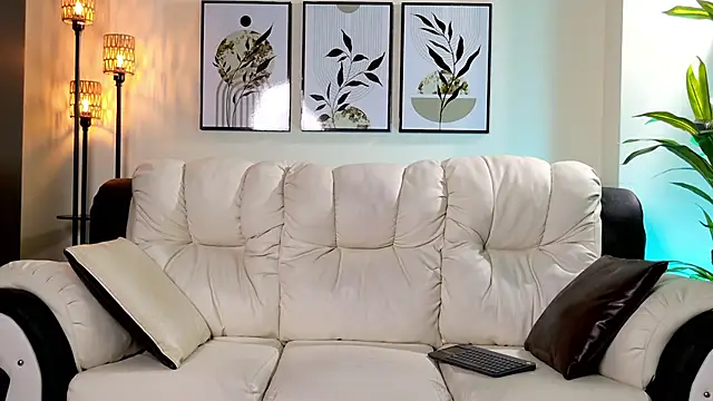 Violeta Foxz online show from 03.11.26