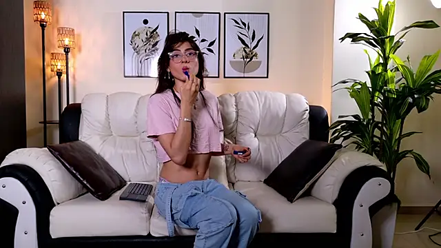 Violeta Foxz online show from 06.19.26