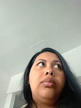 Alessandraa- online show from 02.17.26