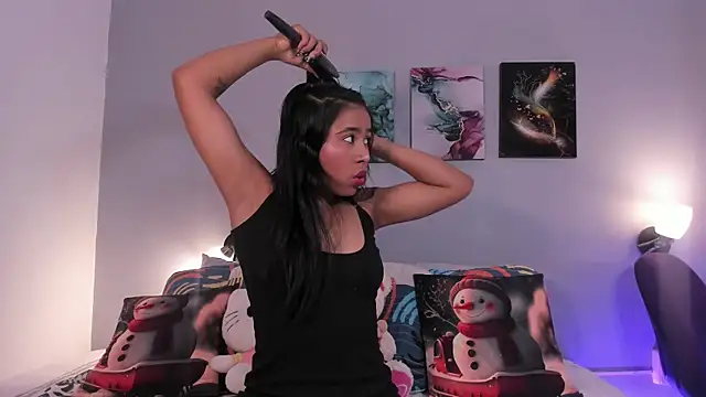 SophieW1 online show from 11.12.25