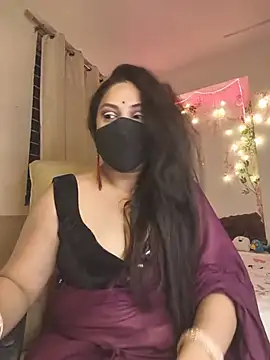 Snapshot of Indian_queen007 chatting on 06.10.26 Indian queen007 online show from 06.10.26