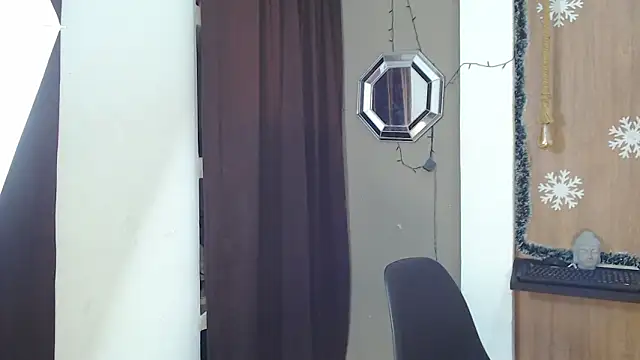 Snapshot of miss_leidy_ chatting on 01.17.26 miss leidy online show from 01.17.26