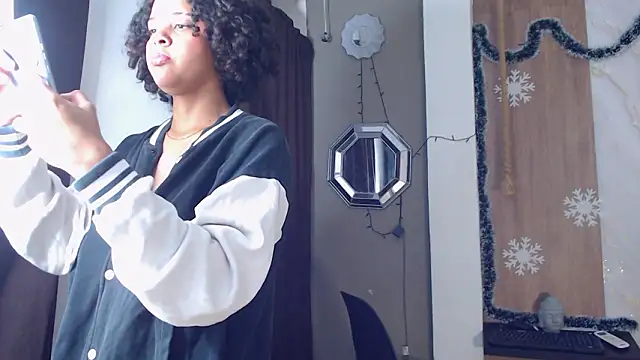 Snapshot of miss_leidy_ chatting on 01.19.26 miss leidy online show from 01.19.26