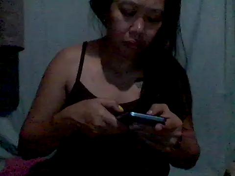 Snapshot of maypah chatting on 04.14.26 maypah online show from 04.14.26